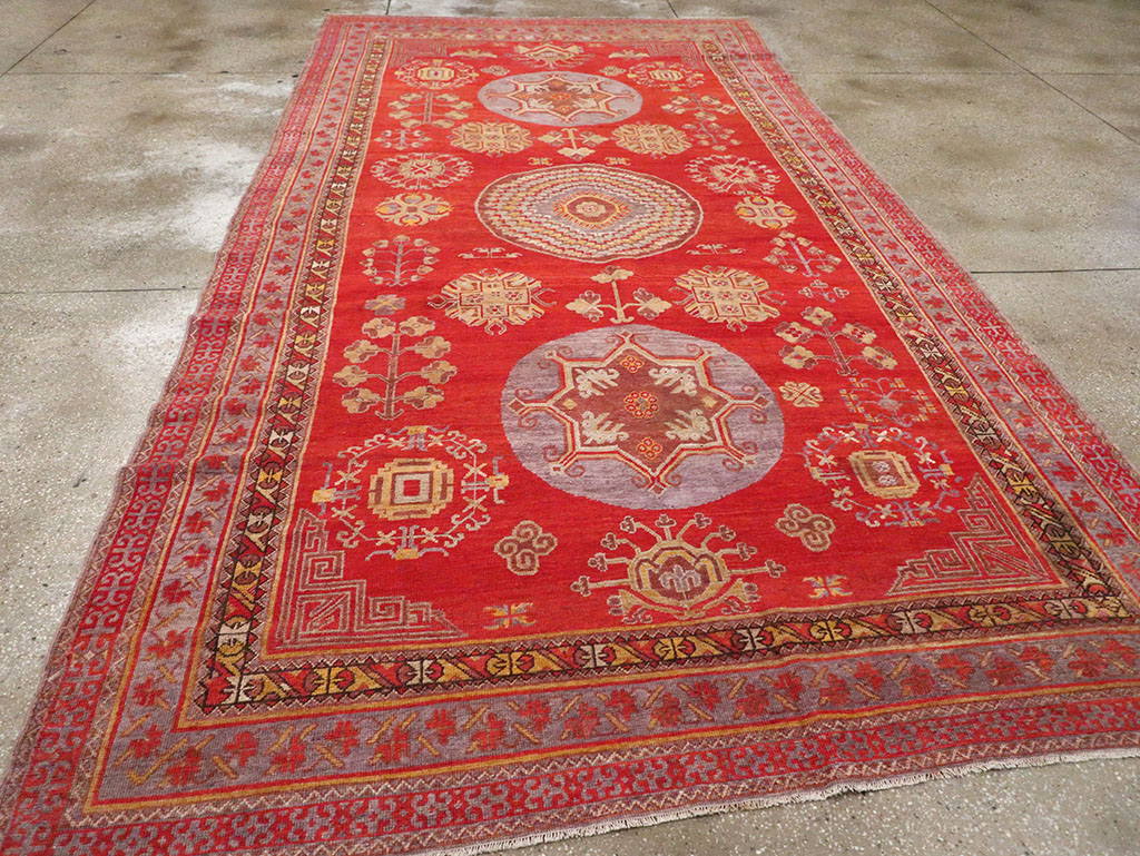 Antique East Turkestan Khotan Gallery Carpet, No.29616 - Galerie Shabab