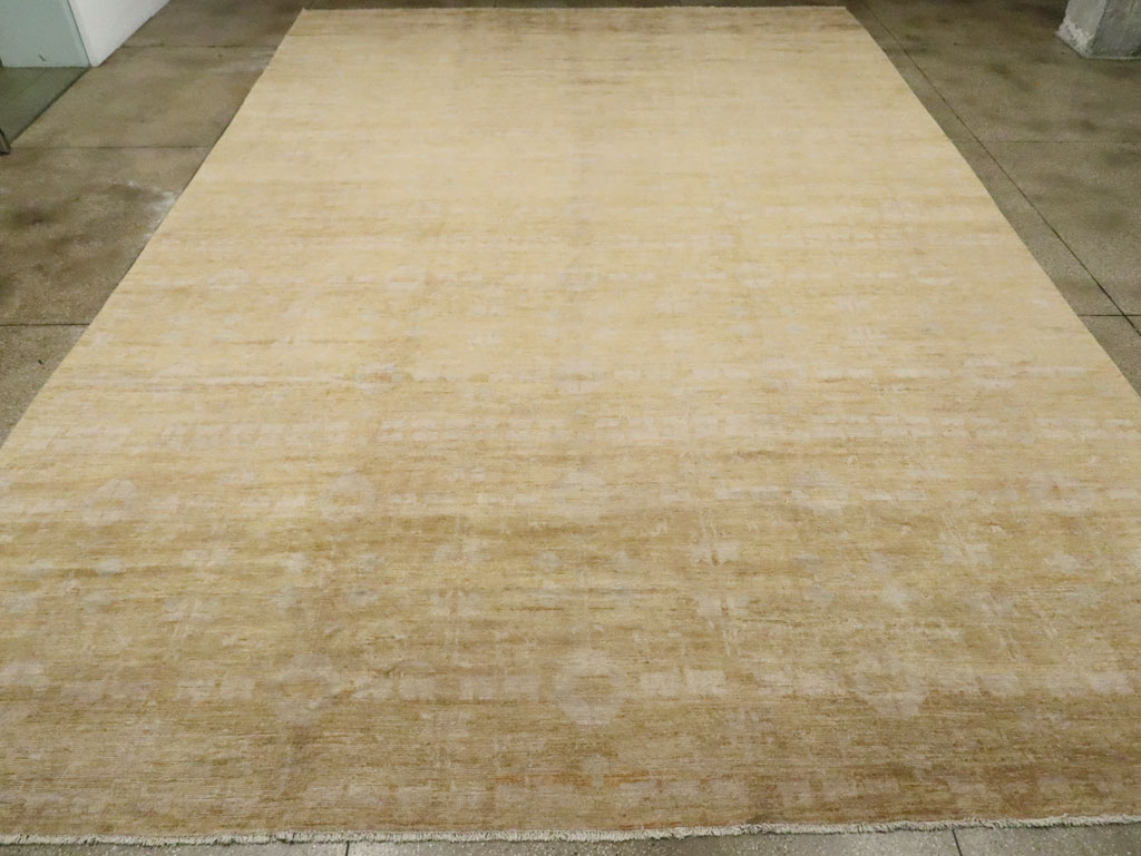 Modern Turkish Anatolian Oversize Carpet, No.29622 - Galerie Shabab