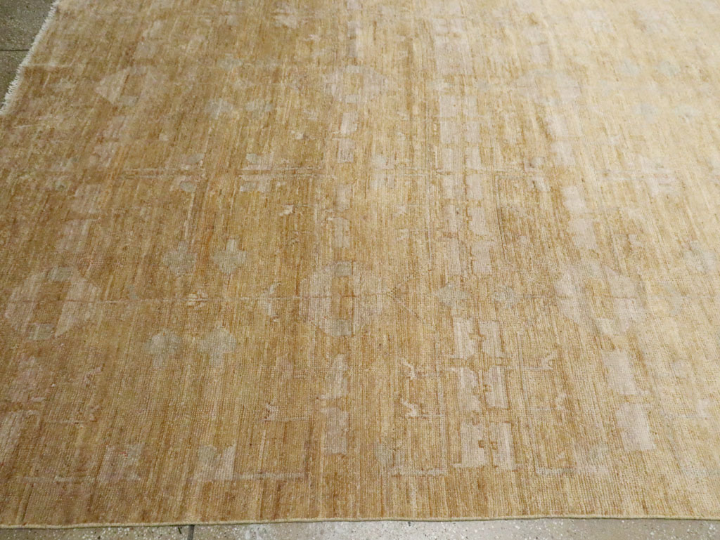 Modern Turkish Anatolian Oversize Carpet, No.29622 - Galerie Shabab