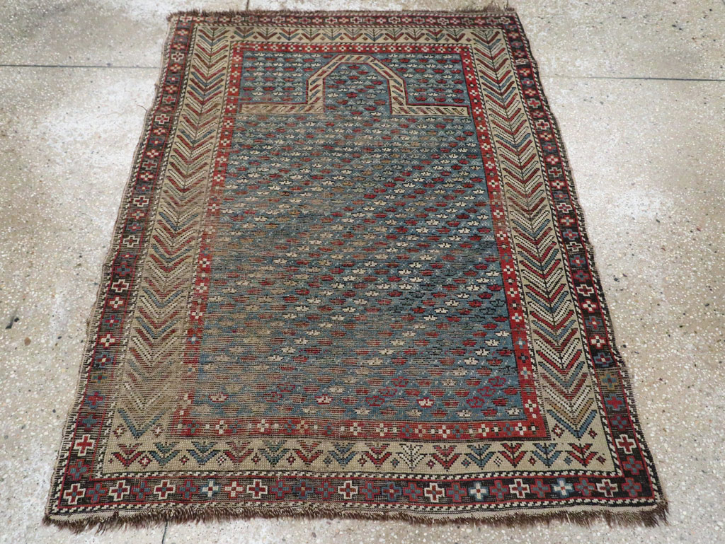 Distressed Antique Caucasian Shirvan Throw Rug, No.29626 - Galerie Shabab