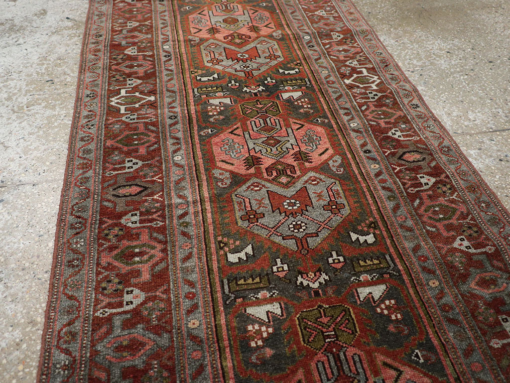 Antique Persian Malayer Runner, No.29629 - Galerie Shabab