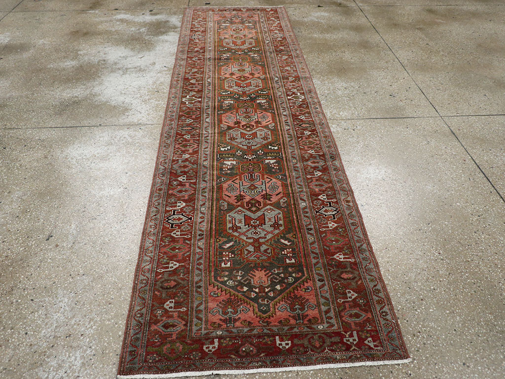 Antique Persian Malayer Runner, No.29629 - Galerie Shabab