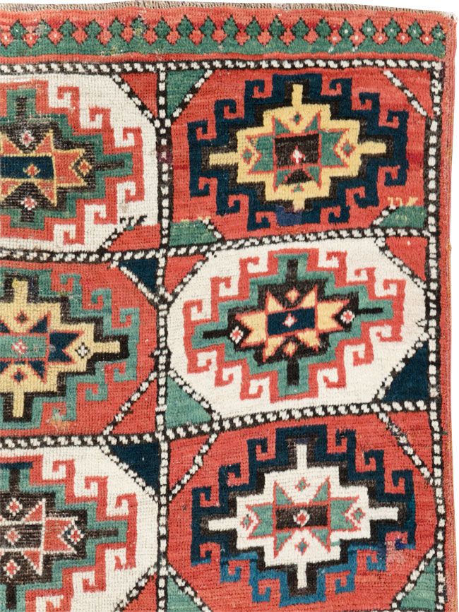 Antique Caucasian Kazak Throw Rug, No.29632 - Galerie Shabab
