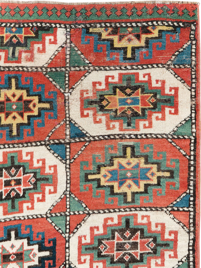 Antique Caucasian Kazak Throw Rug, No.29632 - Galerie Shabab