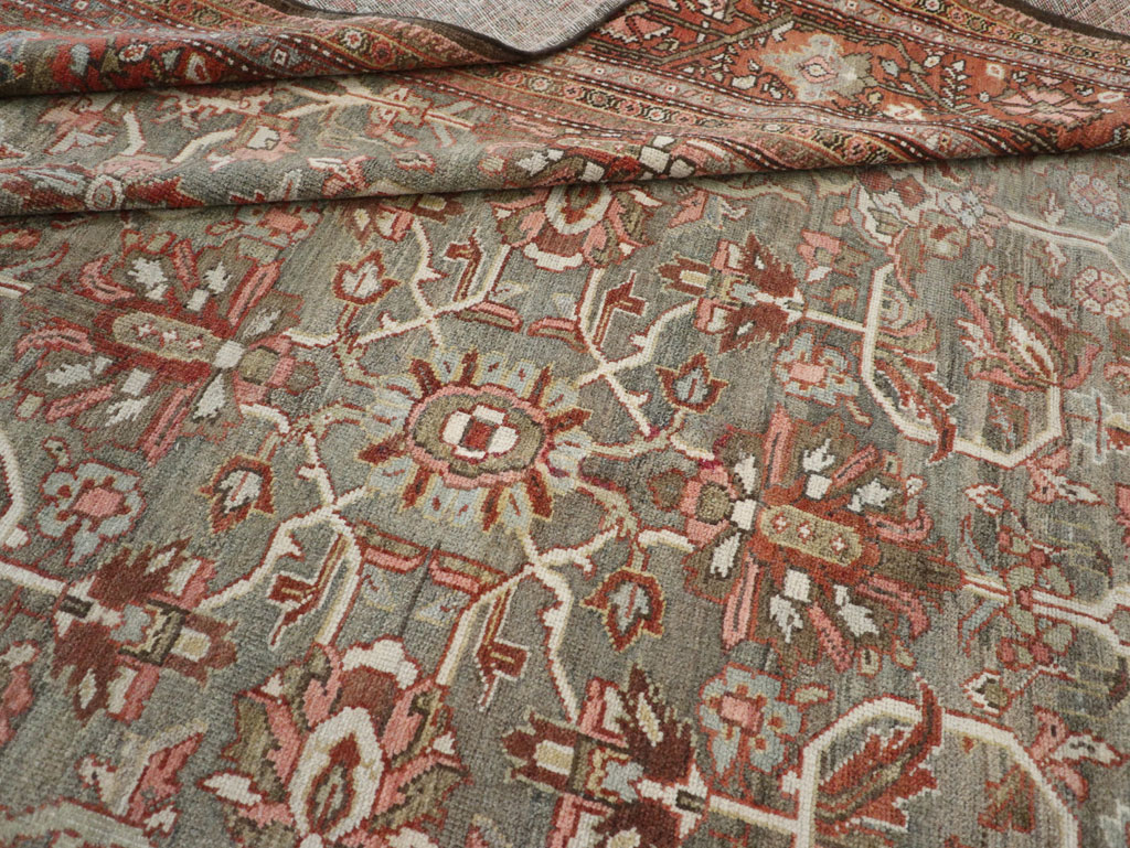 Antique Persian Mahal Carpet, No.29637 - Galerie Shabab