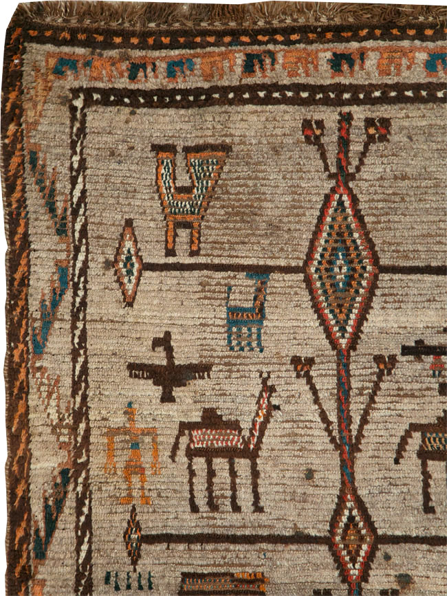 Vintage Persian Gabbeh Pictorial Rug, No.29640 - Galerie Shabab