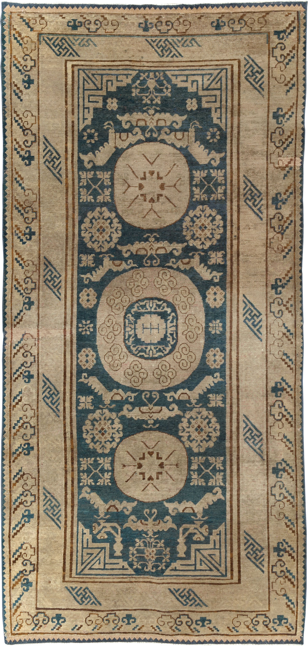Antique East Turkestan Khotan Gallery Rug, No.29647 - Galerie Shabab