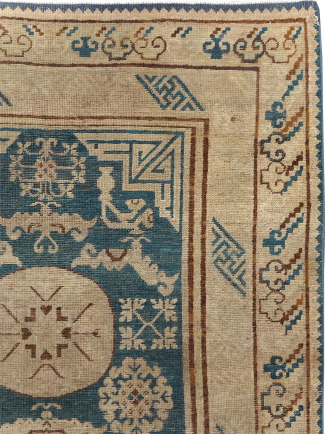 Antique East Turkestan Khotan Gallery Rug, No.29647 - Galerie Shabab