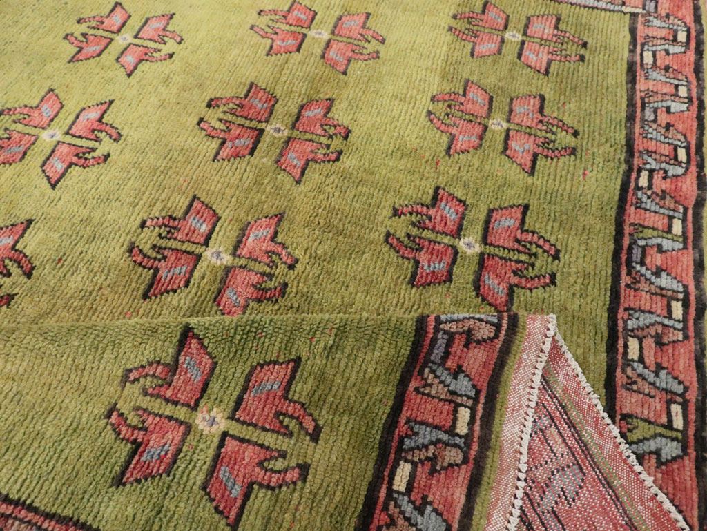 Vintage Turkish Anatolian Small Room Size Carpet, No.29659 - Galerie Shabab