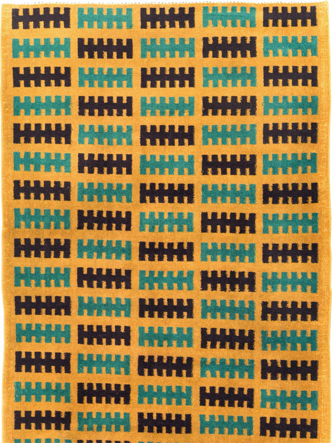 Vintage Turkish Anatolian Runner, No.29660 - Galerie Shabab