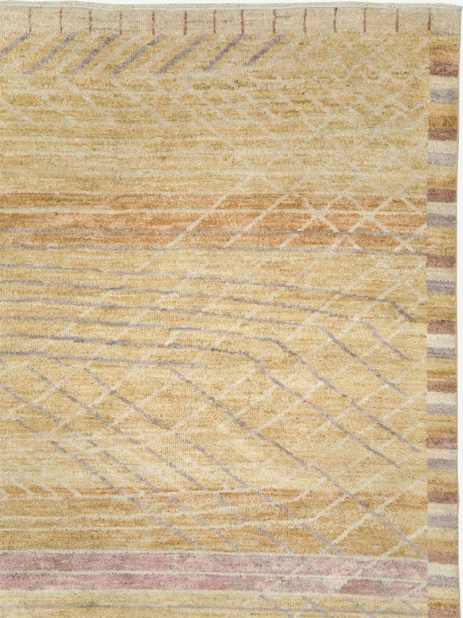 Swedish Inspired Contemporary Turkish Anatolian Room Size Carpet, No.29669 - Galerie Shabab