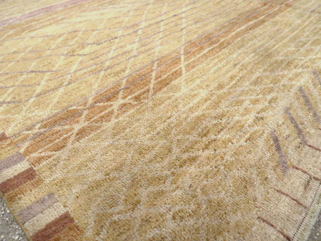 Swedish Inspired Contemporary Turkish Anatolian Room Size Carpet, No.29669 - Galerie Shabab