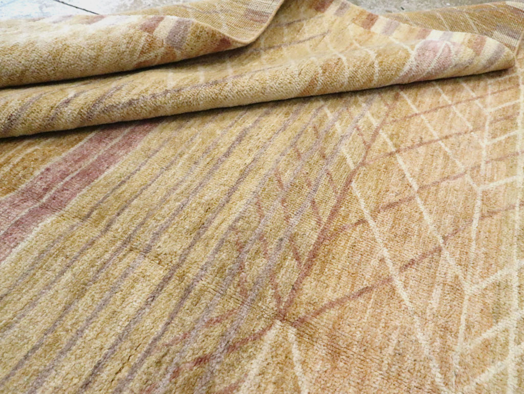 Swedish Inspired Contemporary Turkish Anatolian Room Size Carpet, No.29669 - Galerie Shabab