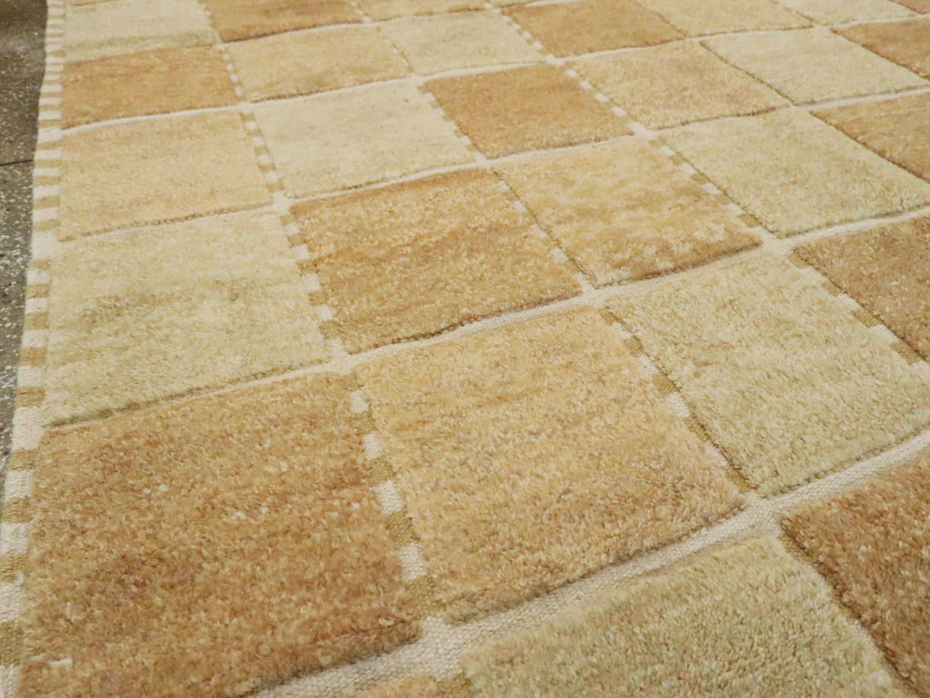 Swedish Inspired Contemporary Turkish Anatolian Square Room Size Carpet, No.29670 - Galerie Shabab