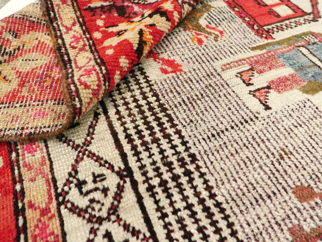 Antique Pictorial Karabagh Rug, No.29673 - Galerie Shabab