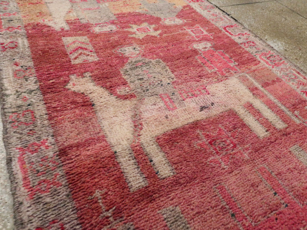 Vintage Turkish Anatolian Pictorial Runner, No.29676 - Galerie Shabab