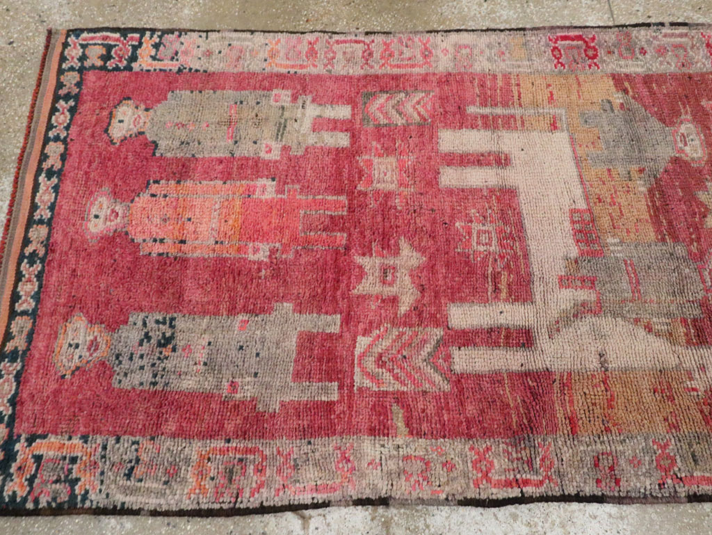 Vintage Turkish Anatolian Pictorial Runner, No.29676 - Galerie Shabab