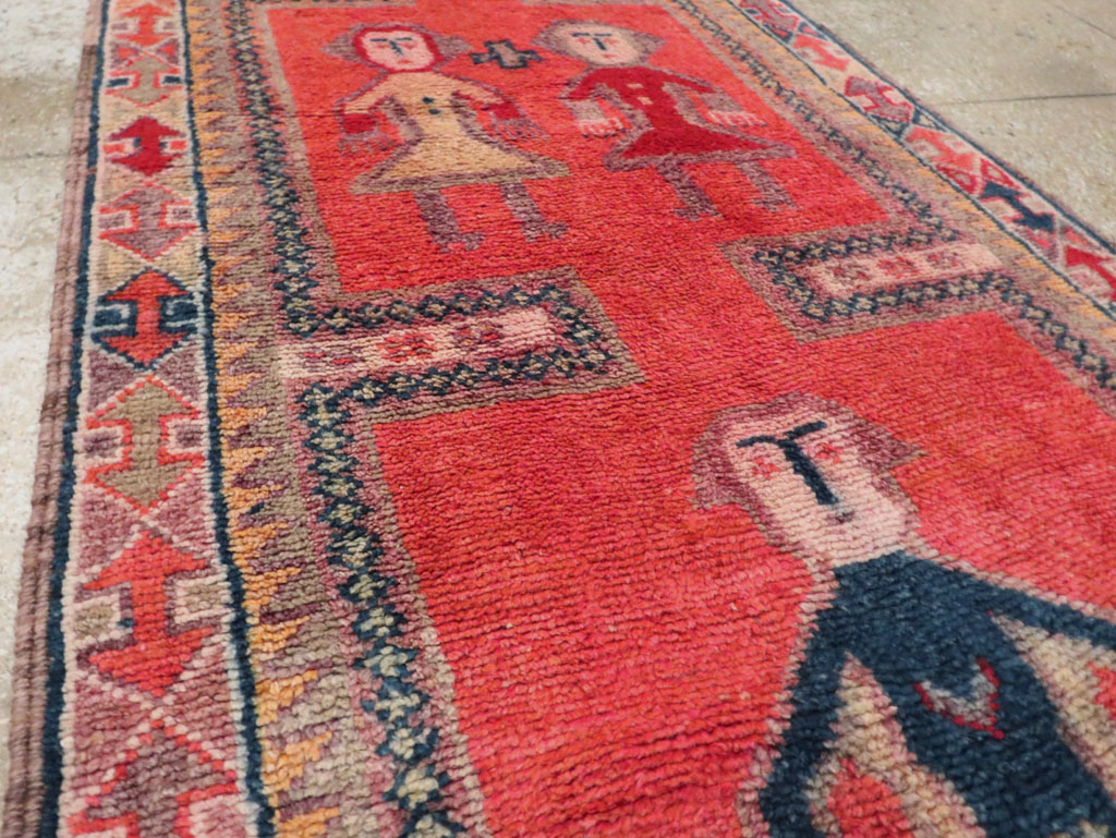 Vintage Turkish Anatolian Pictorial Runner, No.29677 - Galerie Shabab