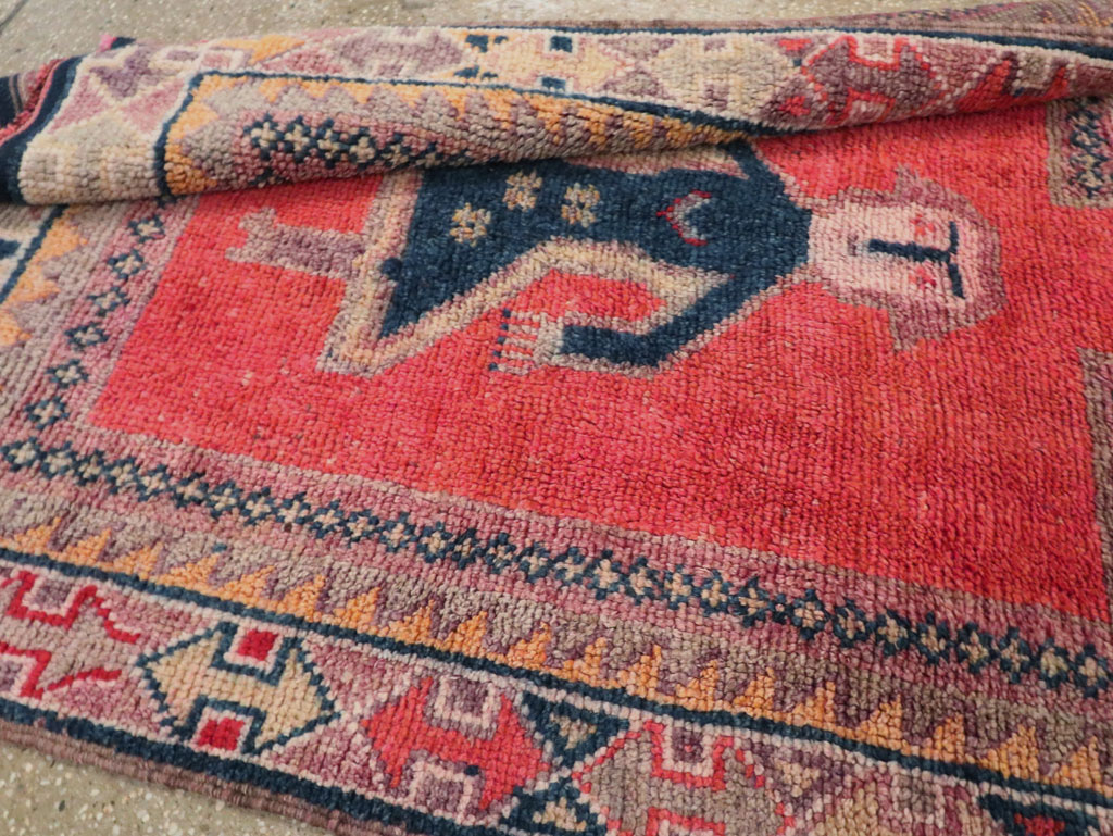 Vintage Turkish Anatolian Pictorial Runner, No.29677 - Galerie Shabab