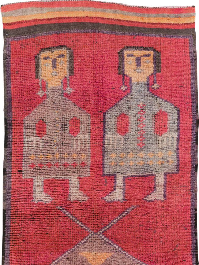 Vintage Turkish Anatolian Pictorial Runner, No.29678 - Galerie Shabab