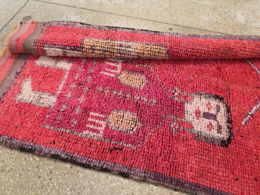 Vintage Turkish Anatolian Pictorial Runner, No.29678 - Galerie Shabab