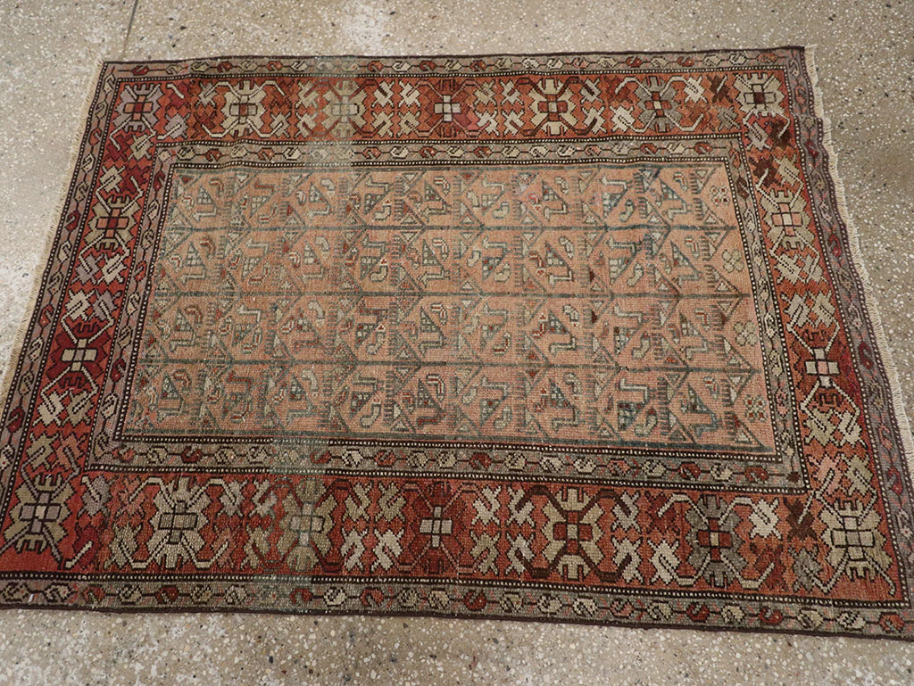 Antique Persian Malayer Throw Rug, No.29682 - Galerie Shabab