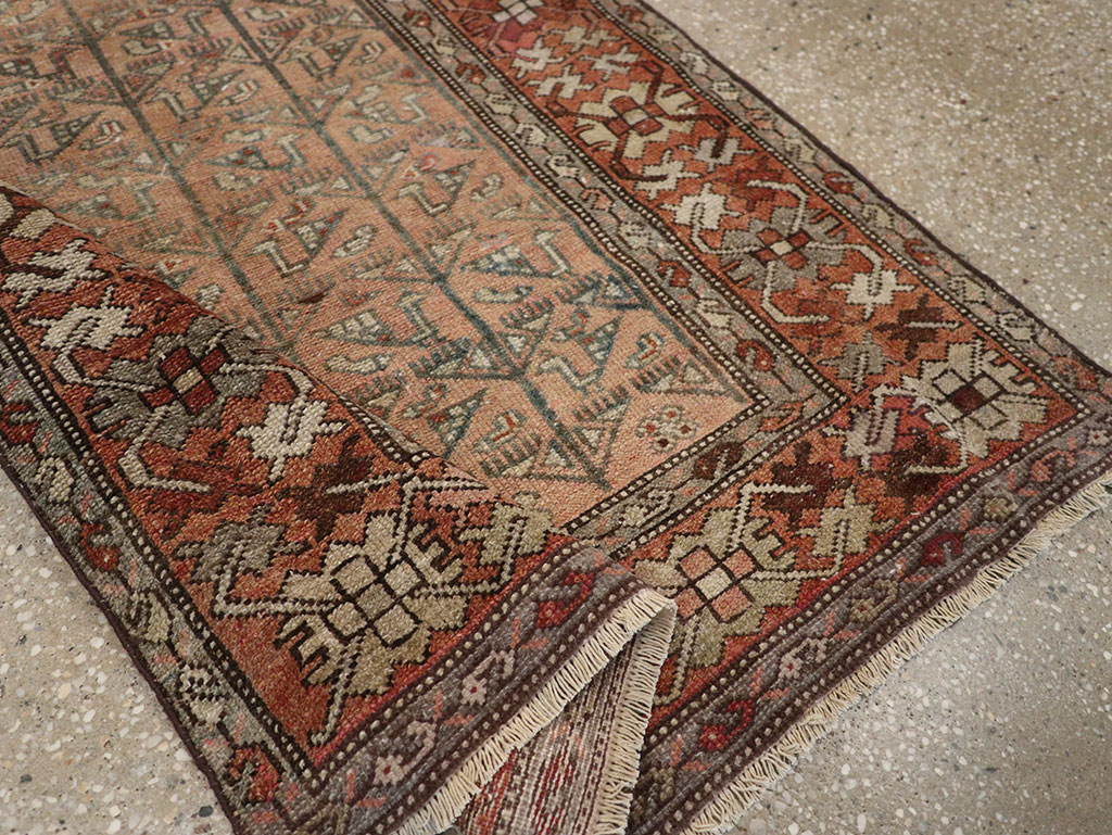 Antique Persian Malayer Throw Rug, No.29682 - Galerie Shabab