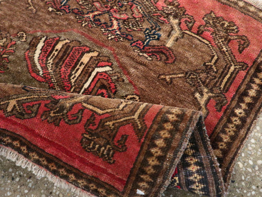 Antique Persian Malayer Pictorial Throw Rug, No.29687 - Galerie Shabab