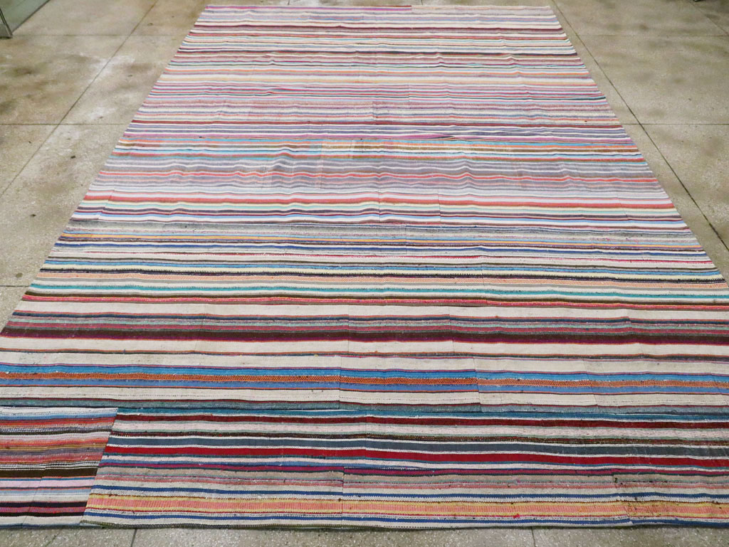 Contemporary Turkish Flatweave Oversize Carpet, No.29694 - Galerie Shabab