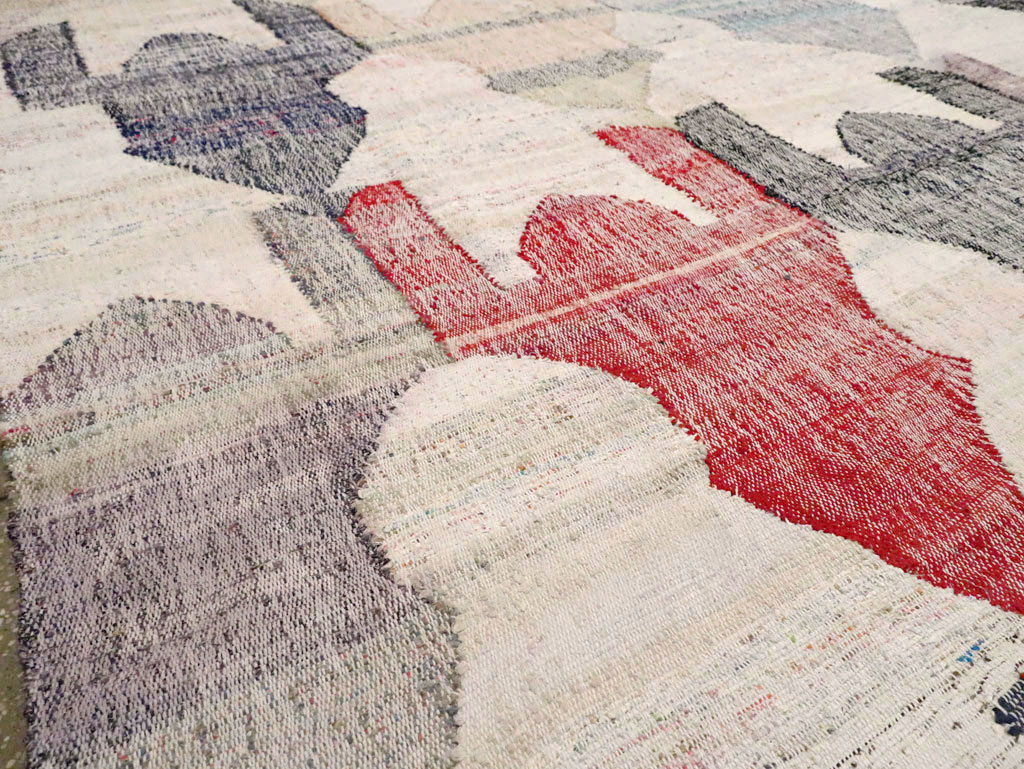 Turkish Contemporary Flatweave Kilim Large Room Size Carpet, No.29696 - Galerie Shabab