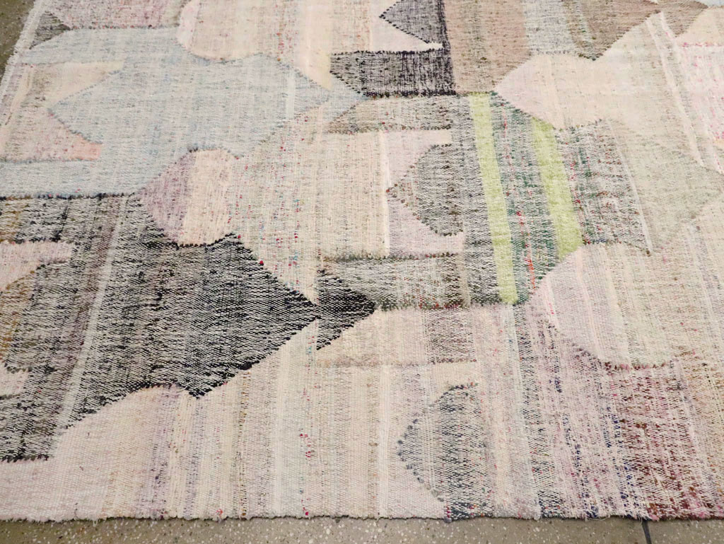 Turkish Contemporary Flatweave Kilim Large Room Size Carpet, No.29696 - Galerie Shabab