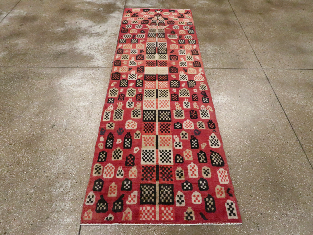 Vintage Turkish Anatolian Runner, No.29703 - Galerie Shabab