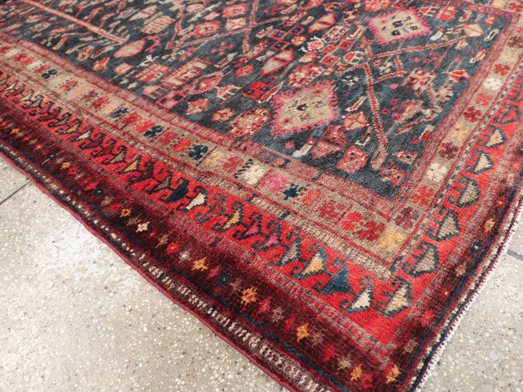 Antique Persian Lori Gallery Rug, No.29714 - Galerie Shabab