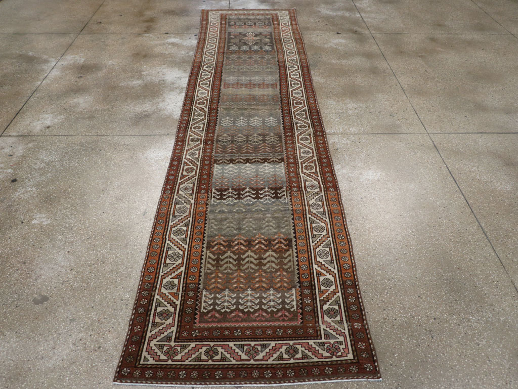 Antique Persian Malayer Runner, No.29716 - Galerie Shabab