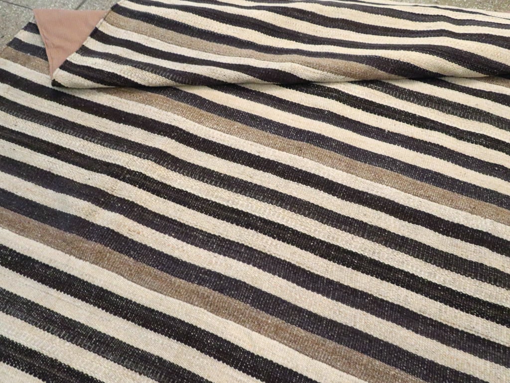 Modern Turkish Flatweave, No.29719 - Galerie Shabab