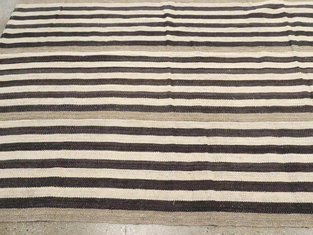 Modern Turkish Oversize Flatweave, No.29723 - Galerie Shabab