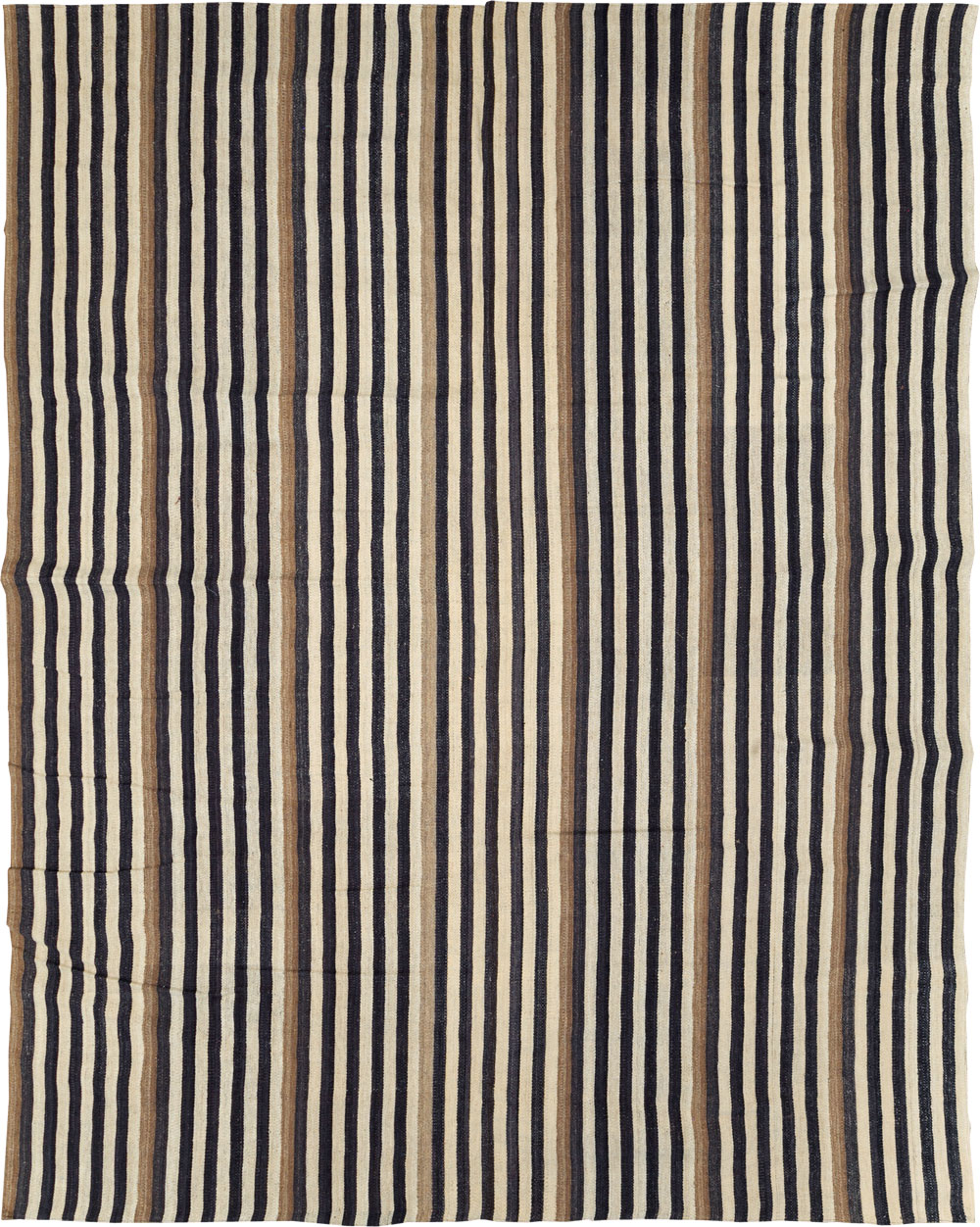 Rustic Modern Turkish Flatweave Kilim Room Size Carpet, No.29724 - Galerie Shabab
