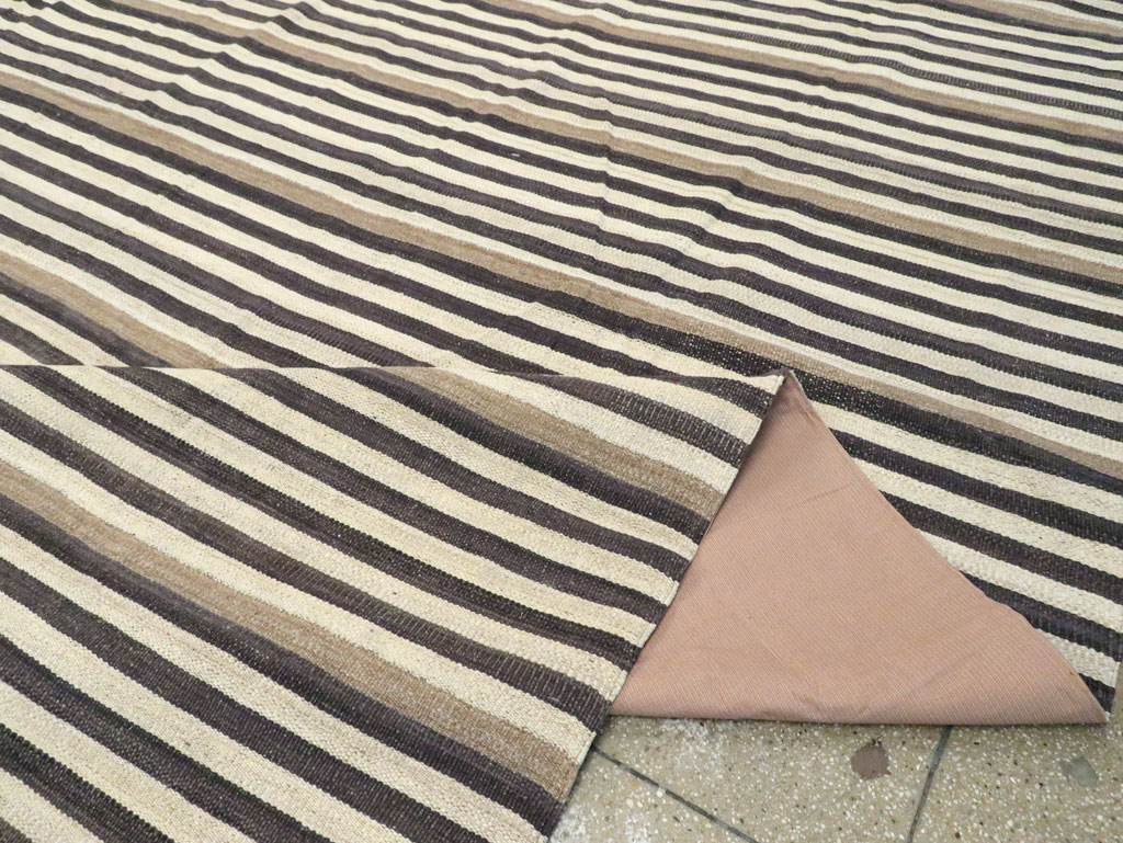 Contemporary Turkish Flatweave Kilim Oversize Carpet, No.29726 - Galerie Shabab