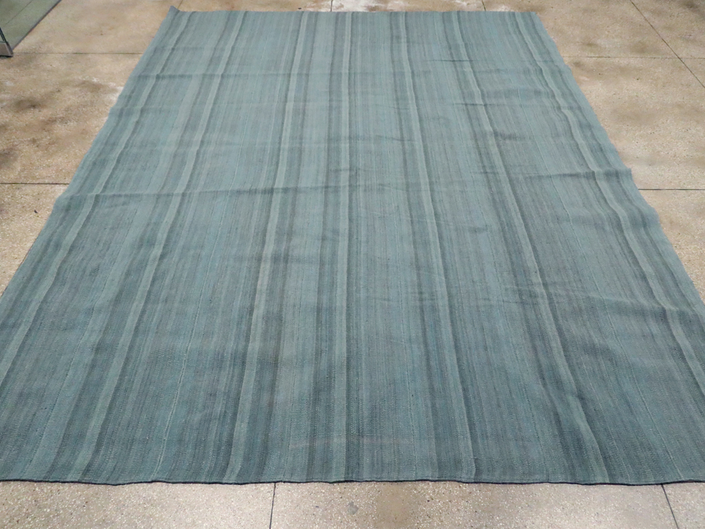 Rustic Modern Turkish Flatweave Kilim Room Size Carpet, No.29728 - Galerie Shabab