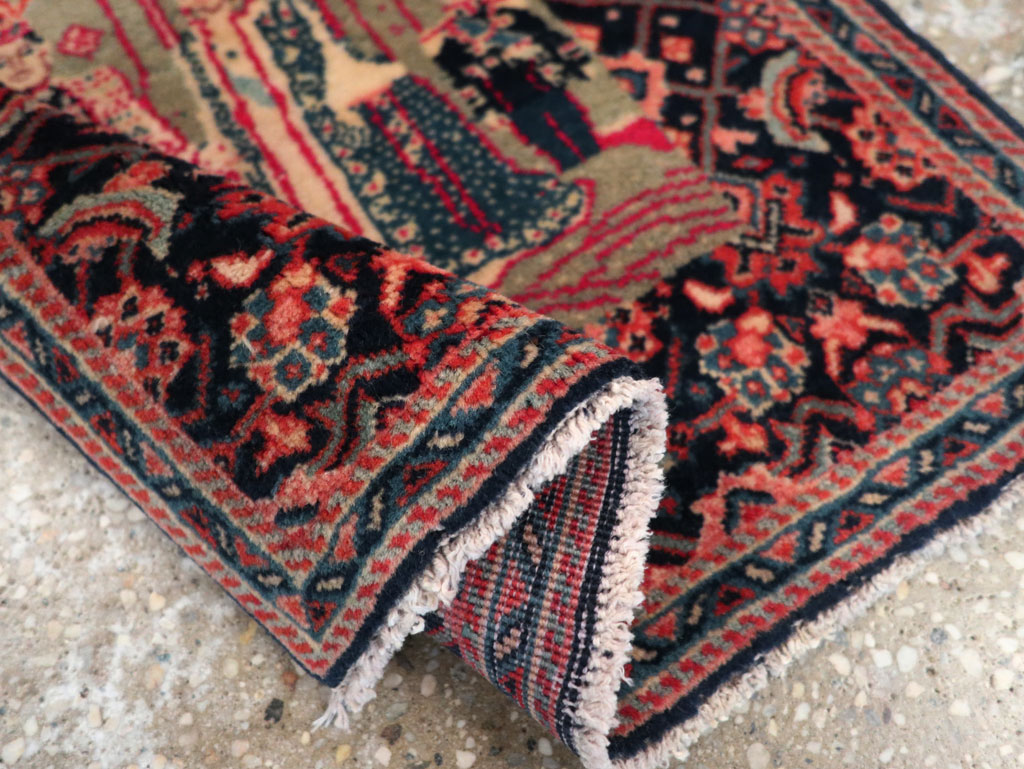 Antique Persian Sarouk Pictorial Rug, No.29734 - Galerie Shabab