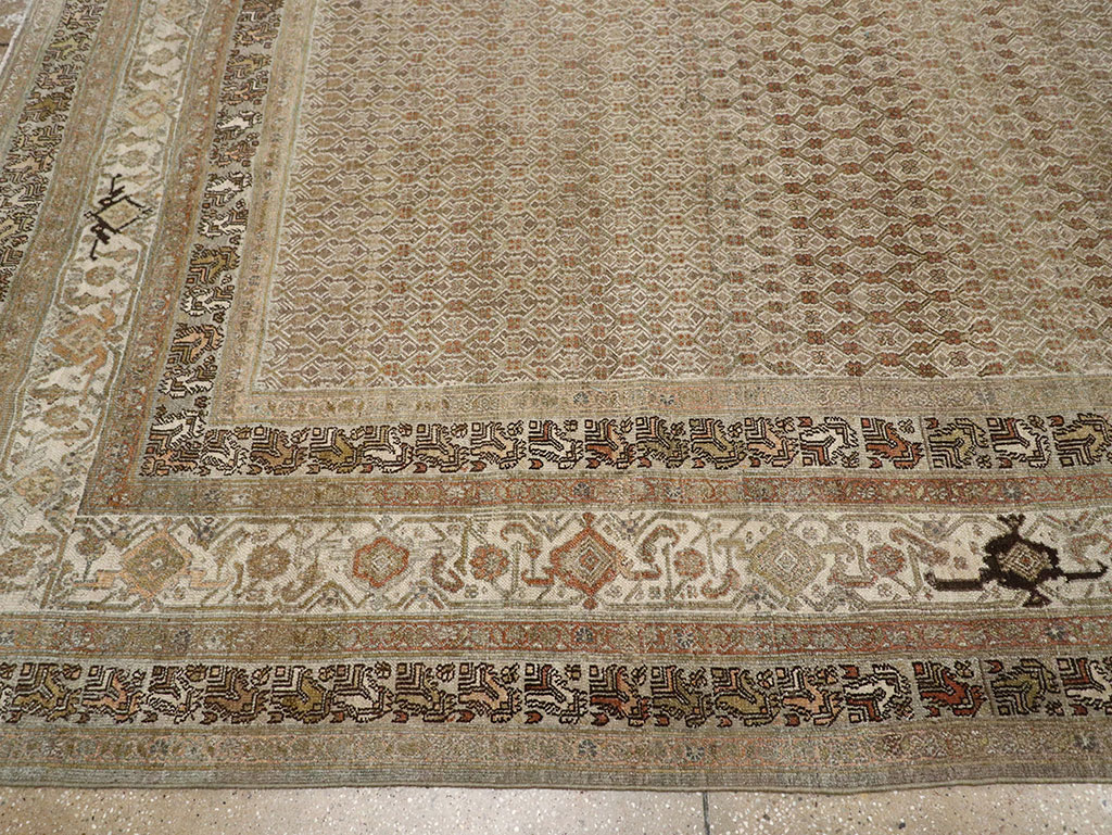 Antique Persian Bibikabad Large Room Size Carpet, No.29736 - Galerie Shabab