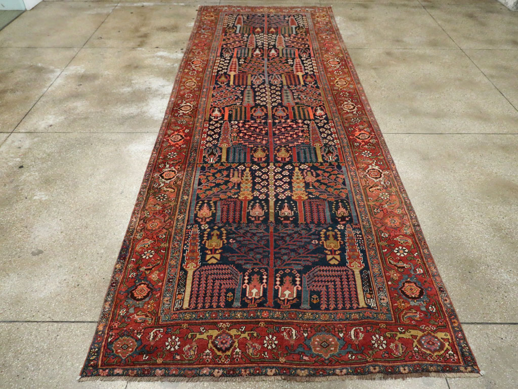 Antique Persian Kurd Gallery Carpet, No.29737 - Galerie Shabab