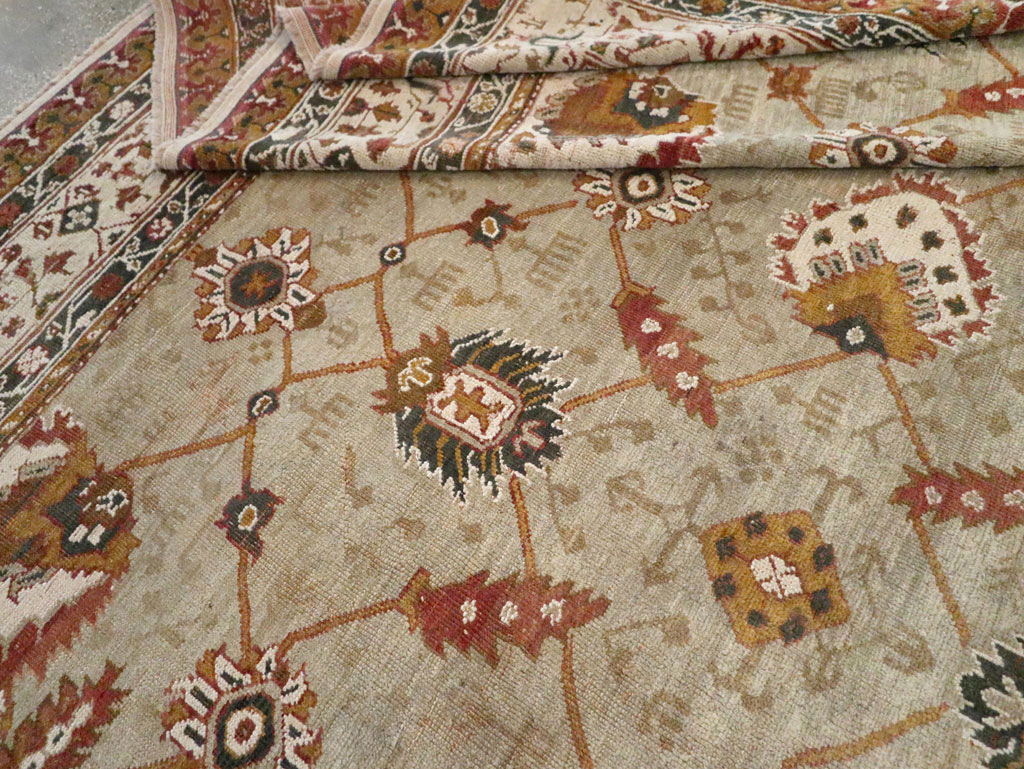 Vintage Turkish Oushak Carpet, No.29748 - Galerie Shabab