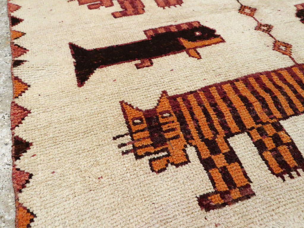 Vintage Persian Bakhtiari Pictorial Accent Rug (Pair: 1 of 2), No.29752 - Galerie Shabab