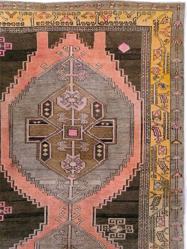 Vintage Anatolian Carpet, No.29754 - Galerie Shabab