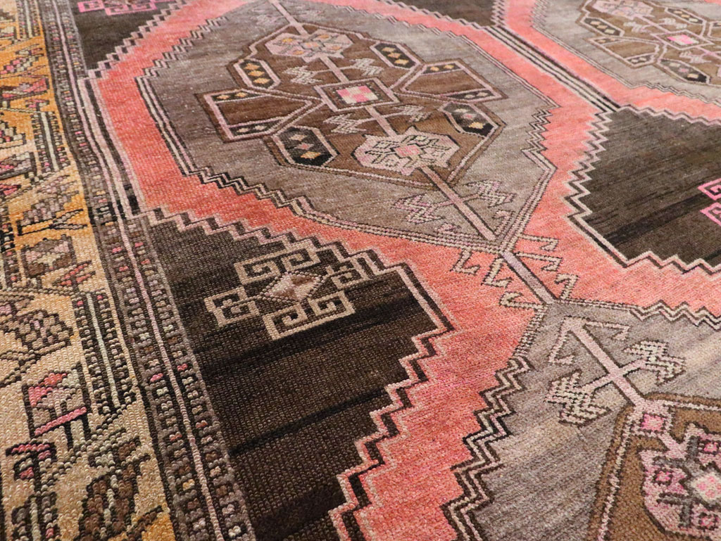 Vintage Anatolian Carpet, No.29754 - Galerie Shabab