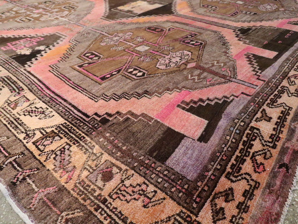 Vintage Anatolian Carpet, No.29754 - Galerie Shabab
