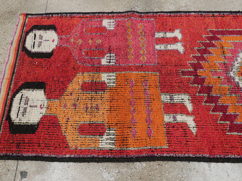 Vintage Turkish Anatolian Pictorial Runner, No.29757 - Galerie Shabab