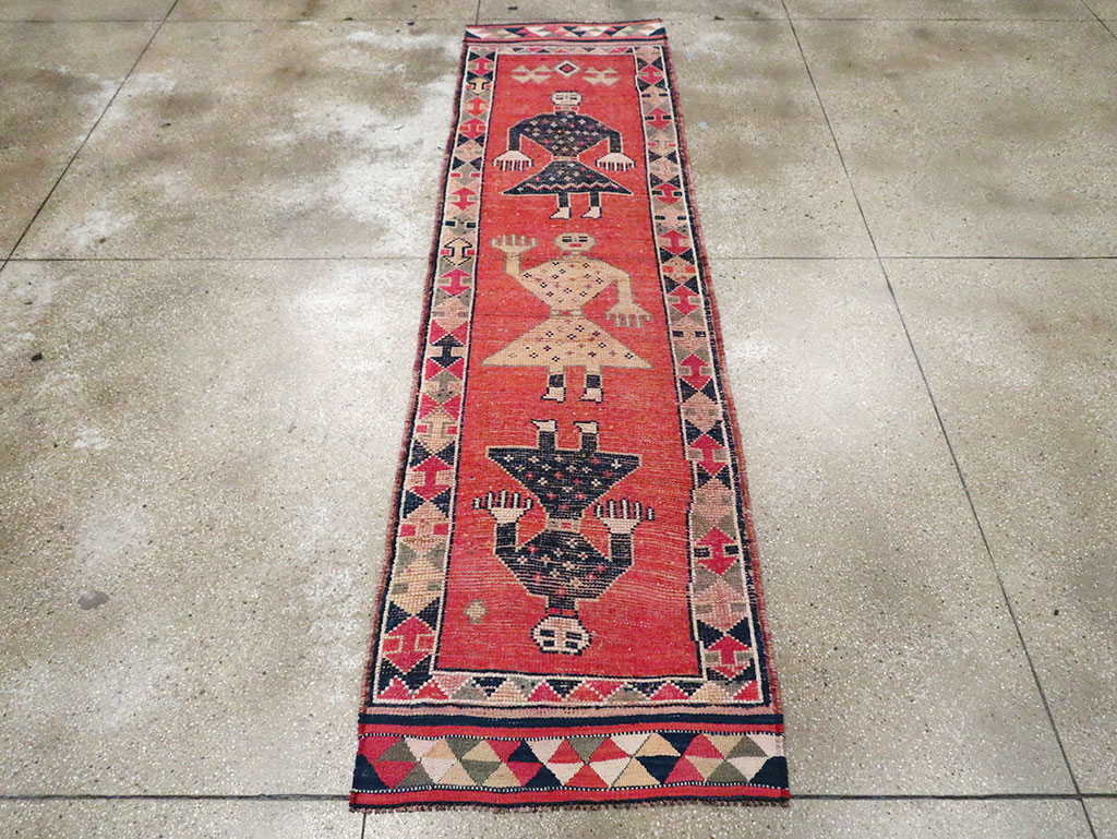 Vintage Turkish Anatolian Pictorial Runner, No.29759 - Galerie Shabab