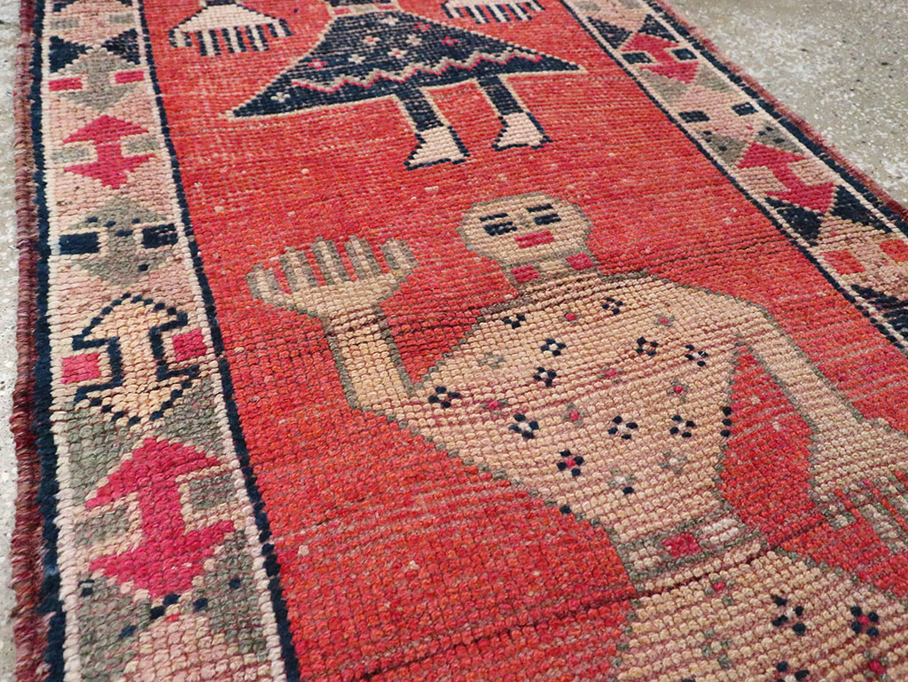 Vintage Turkish Anatolian Pictorial Runner, No.29759 - Galerie Shabab